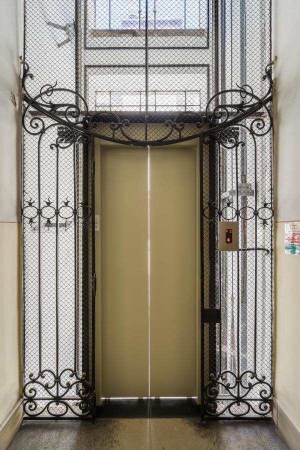 Basilika View Imperial Suite -Sas Street -Need Reservation For Free Parking Budapest Exterior foto