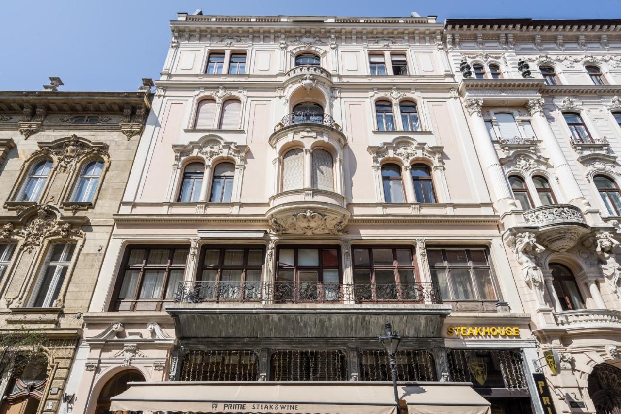 Basilika View Imperial Suite -Sas Street -Need Reservation For Free Parking Budapest Exterior foto