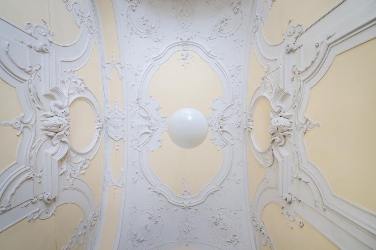 Basilika View Imperial Suite -Sas Street -Need Reservation For Free Parking Budapest Exterior foto